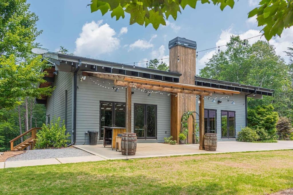 Holiday home Roost Retreat